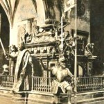 historische Ansicht des Grabmals und seines plastischen Schmucks