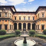 Gartenseite der Villa Farnesina mit der Loggia, die die berühmten Raffael-Fresken birgt.