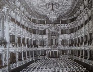 Der Schauplatz: Das alte Residenz- oder Cuvilliés-Theater wie es Ludwig II. kannte