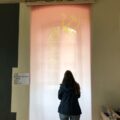 Ausstellungsaufbau Textilbanner Verfassungsmuseum Herrenchiemsee